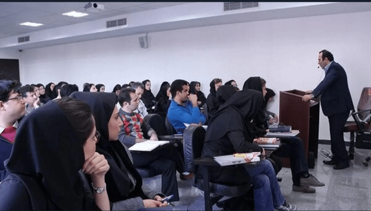 اطلاعیه شبانه درباره نحوه برگزاری امتحانات دانشگاه آزاد اسلامی+ عکس