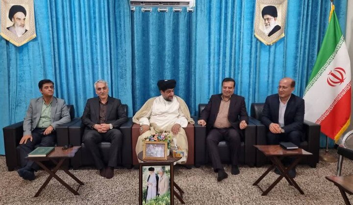 امام جمعه گناوه: خانواده‌ها در زمینه فرزندآوری حمایت شوند