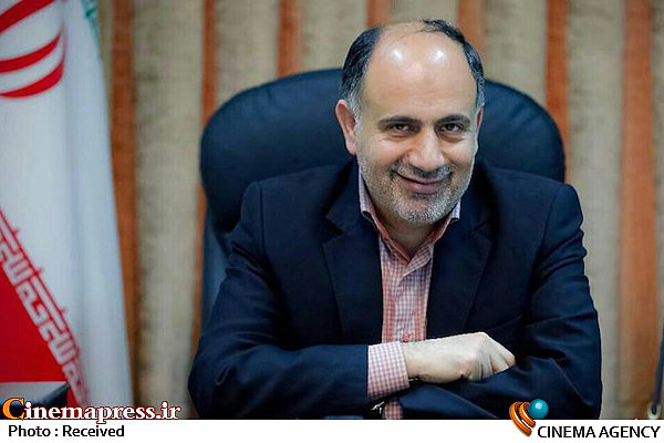 تلاش ما بر این است که آیین‌های بزرگداشت و نکوداشت از یک روز به یک هفته و گاه به یک ماه توسعه پیدا کند!