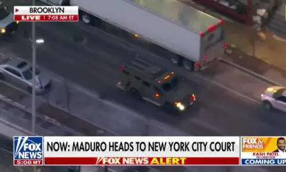 حرکت عجیب مادورو در مسیر دادگاه سوژه شد