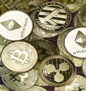 قیمت ارز‌های دیجیتال امروز پنجشنبه ۱۸ دی ۱۴۰۴ / نوسان بیت‌کوین و رشد اتریوم در بازار داخلی