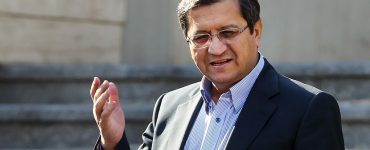 همتی بورس را از سایه بیرون کشید/ آینده بازار سرمایه در سایه مدیریت جدید بانک مرکزی