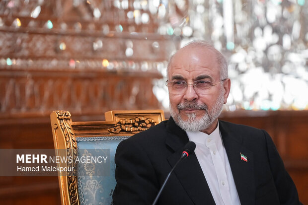 قالیباف: بازگشایی تنگه هرمز با نقض فاحش آتش‌بس ممکن نیست